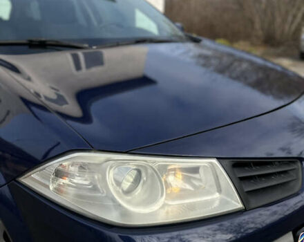 Синий Рено Меган, объемом двигателя 1.6 л и пробегом 213 тыс. км за 5350 $, фото 1 на Automoto.ua