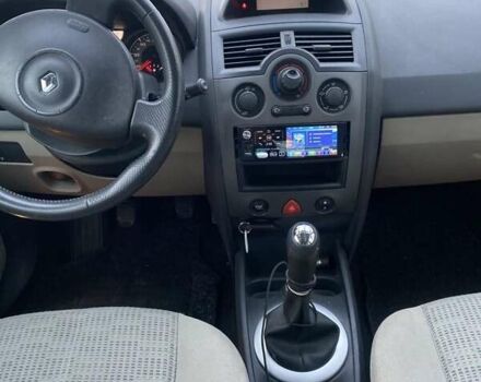 Синий Рено Меган, объемом двигателя 1.6 л и пробегом 229 тыс. км за 4850 $, фото 12 на Automoto.ua