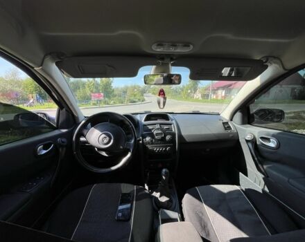 Синий Рено Меган, объемом двигателя 1.6 л и пробегом 238 тыс. км за 4300 $, фото 5 на Automoto.ua