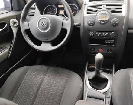 Синій Рено Меган, об'ємом двигуна 1.6 л та пробігом 210 тис. км за 5000 $, фото 39 на Automoto.ua