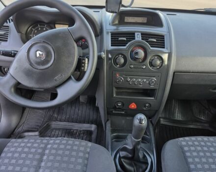 Синій Рено Меган, об'ємом двигуна 0 л та пробігом 231 тис. км за 5777 $, фото 7 на Automoto.ua