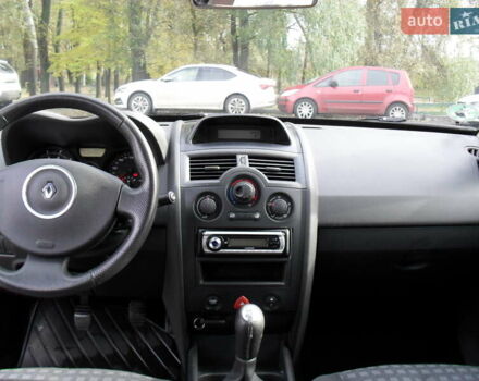 Рено Меган 2007 в Сумах на Automoto.ua Синий Рено Меган, объемом двигателя 1.6 л и пробегом 194 тыс. км за 5700 $, фото 9 на Automoto.ua