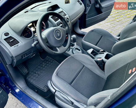 Синий Рено Меган, объемом двигателя 1.6 л и пробегом 191 тыс. км за 5400 $, фото 10 на Automoto.ua