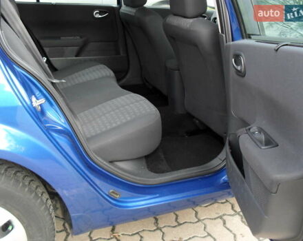 Рено Меган 2007 в Сумах на Automoto.ua Синий Рено Меган, объемом двигателя 1.6 л и пробегом 194 тыс. км за 5700 $, фото 8 на Automoto.ua