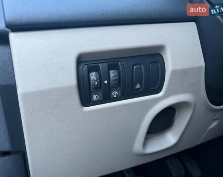 Рено Меган 2007 у Калиновке на Automoto.ua Синій Рено Меган, об'ємом двигуна 1.6 л та пробігом 260 тис. км за 4650 $, фото 23 на Automoto.ua