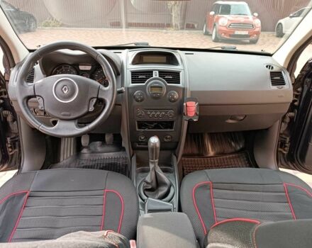 Синий Рено Меган, объемом двигателя 1.6 л и пробегом 200 тыс. км за 5200 $, фото 8 на Automoto.ua