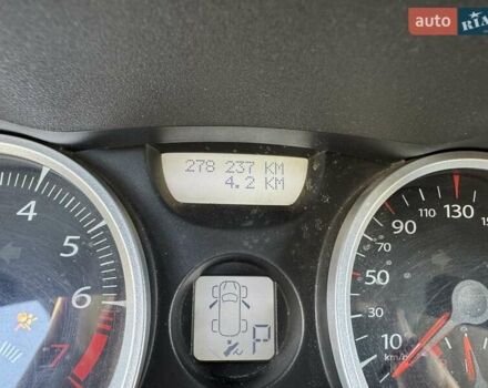 Синий Рено Меган, объемом двигателя 1.6 л и пробегом 279 тыс. км за 5200 $, фото 9 на Automoto.ua