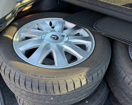 Синий Рено Меган, объемом двигателя 2 л и пробегом 196 тыс. км за 6499 $, фото 23 на Automoto.ua