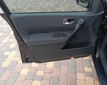 Синий Рено Меган, объемом двигателя 1.6 л и пробегом 200 тыс. км за 5200 $, фото 7 на Automoto.ua