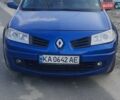 Синій Рено Меган, об'ємом двигуна 1.6 л та пробігом 242 тис. км за 4900 $, фото 1 на Automoto.ua