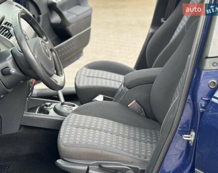 Синий Рено Меган, объемом двигателя 1.6 л и пробегом 173 тыс. км за 5200 $, фото 28 на Automoto.ua