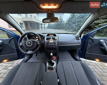 Синій Рено Меган, об'ємом двигуна 1.6 л та пробігом 208 тис. км за 5250 $, фото 17 на Automoto.ua