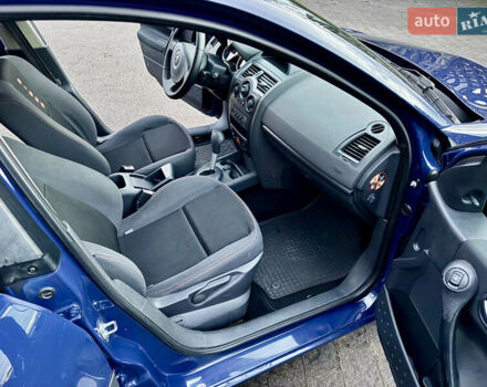 Синій Рено Меган, об'ємом двигуна 1.6 л та пробігом 192 тис. км за 4900 $, фото 14 на Automoto.ua