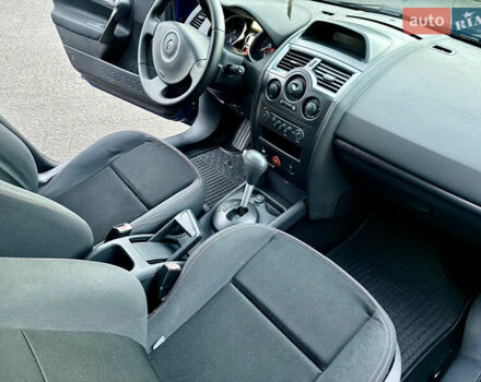 Синий Рено Меган, объемом двигателя 1.6 л и пробегом 191 тыс. км за 5400 $, фото 15 на Automoto.ua