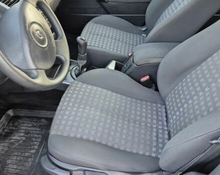 Синий Рено Меган, объемом двигателя 0 л и пробегом 210 тыс. км за 5499 $, фото 6 на Automoto.ua