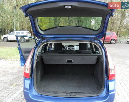 Рено Меган 2007 в Сумах на Automoto.ua Синий Рено Меган, объемом двигателя 1.6 л и пробегом 194 тыс. км за 5700 $, фото 11 на Automoto.ua