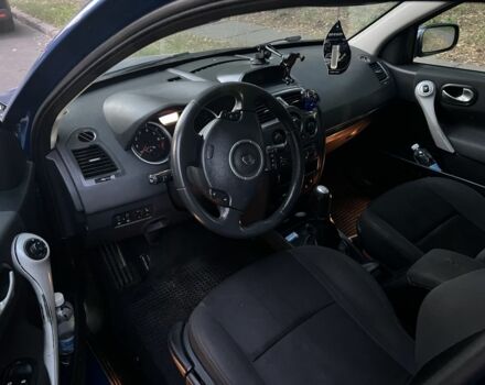 Рено Меган 2007 в Броварах на Automoto.ua Синий Рено Меган, объемом двигателя 1.6 л и пробегом 3 тыс. км за 4600 $, фото 7 на Automoto.ua