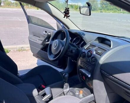Синий Рено Меган, объемом двигателя 1.5 л и пробегом 250 тыс. км за 4400 $, фото 10 на Automoto.ua