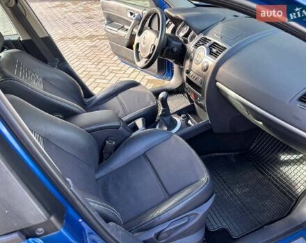 Синий Рено Меган, объемом двигателя 1.6 л и пробегом 206 тыс. км за 6200 $, фото 31 на Automoto.ua