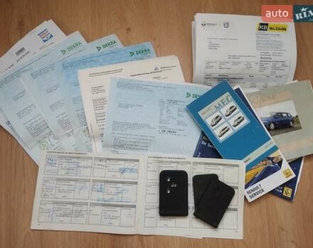 Синий Рено Меган, объемом двигателя 1.6 л и пробегом 266 тыс. км за 5800 $, фото 27 на Automoto.ua