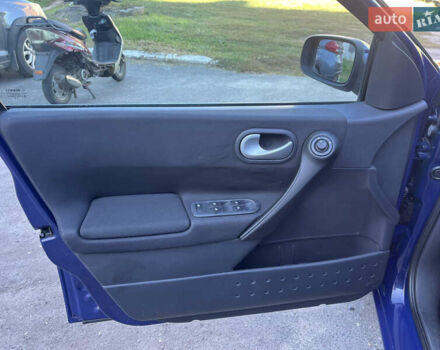 Синий Рено Меган, объемом двигателя 1.6 л и пробегом 202 тыс. км за 5999 $, фото 43 на Automoto.ua