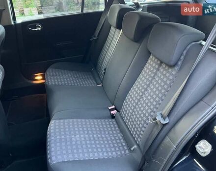 Синий Рено Меган, объемом двигателя 1.6 л и пробегом 212 тыс. км за 5600 $, фото 94 на Automoto.ua