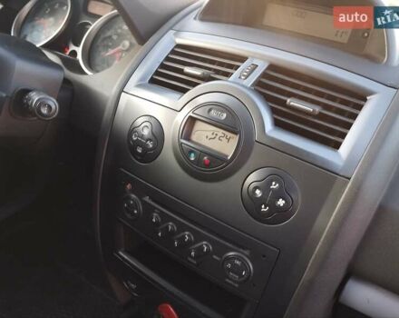 Синий Рено Меган, объемом двигателя 1.6 л и пробегом 263 тыс. км за 4290 $, фото 16 на Automoto.ua