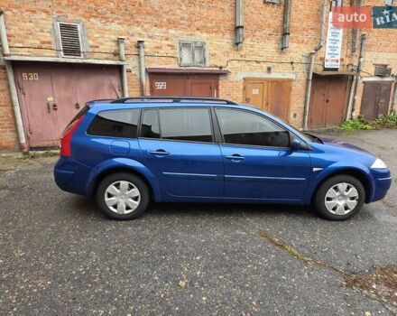 Синий Рено Меган, объемом двигателя 1.6 л и пробегом 350 тыс. км за 5000 $, фото 4 на Automoto.ua