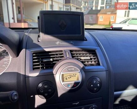 Синий Рено Меган, объемом двигателя 1.6 л и пробегом 206 тыс. км за 6200 $, фото 22 на Automoto.ua