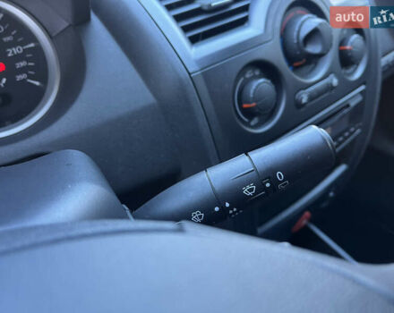 Синий Рено Меган, объемом двигателя 1.6 л и пробегом 202 тыс. км за 5999 $, фото 70 на Automoto.ua