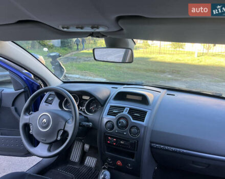 Синий Рено Меган, объемом двигателя 1.6 л и пробегом 202 тыс. км за 5999 $, фото 56 на Automoto.ua