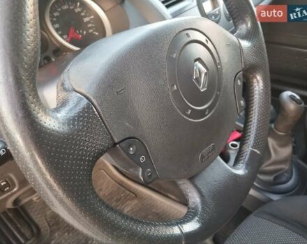 Синий Рено Меган, объемом двигателя 1.6 л и пробегом 263 тыс. км за 4190 $, фото 16 на Automoto.ua