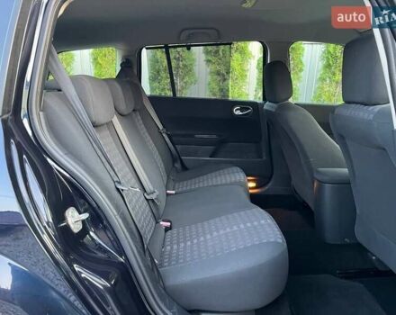 Синий Рено Меган, объемом двигателя 1.6 л и пробегом 212 тыс. км за 5600 $, фото 98 на Automoto.ua