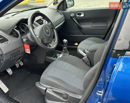 Синій Рено Меган, об'ємом двигуна 2 л та пробігом 174 тис. км за 5690 $, фото 11 на Automoto.ua