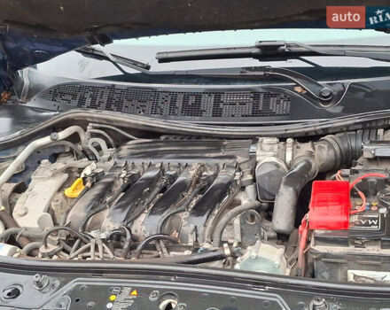 Синій Рено Меган, об'ємом двигуна 2 л та пробігом 155 тис. км за 5500 $, фото 29 на Automoto.ua