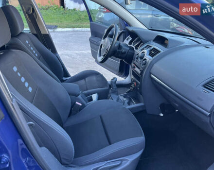 Синий Рено Меган, объемом двигателя 1.6 л и пробегом 202 тыс. км за 5999 $, фото 47 на Automoto.ua