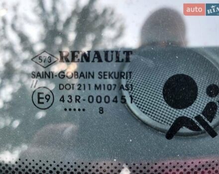Синий Рено Меган, объемом двигателя 1.6 л и пробегом 171 тыс. км за 6800 $, фото 32 на Automoto.ua