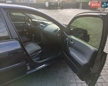 Синий Рено Меган, объемом двигателя 1.46 л и пробегом 300 тыс. км за 5279 $, фото 13 на Automoto.ua