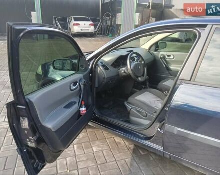 Синий Рено Меган, объемом двигателя 1.46 л и пробегом 300 тыс. км за 5279 $, фото 6 на Automoto.ua