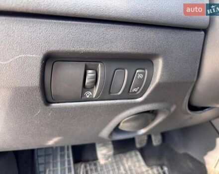 Синий Рено Меган, объемом двигателя 1.6 л и пробегом 206 тыс. км за 6200 $, фото 19 на Automoto.ua