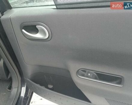 Синій Рено Меган, об'ємом двигуна 1.6 л та пробігом 189 тис. км за 5250 $, фото 21 на Automoto.ua