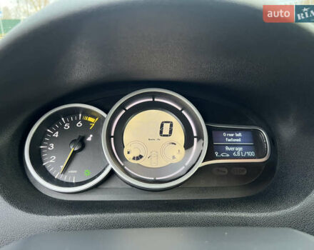 Синій Рено Меган, об'ємом двигуна 1.6 л та пробігом 252 тис. км за 6750 $, фото 37 на Automoto.ua