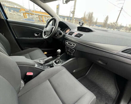 Синий Рено Меган, объемом двигателя 1.6 л и пробегом 252 тыс. км за 7000 $, фото 45 на Automoto.ua