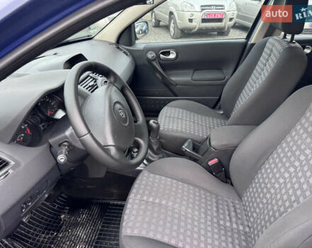 Синий Рено Меган, объемом двигателя 1.6 л и пробегом 240 тыс. км за 5400 $, фото 24 на Automoto.ua