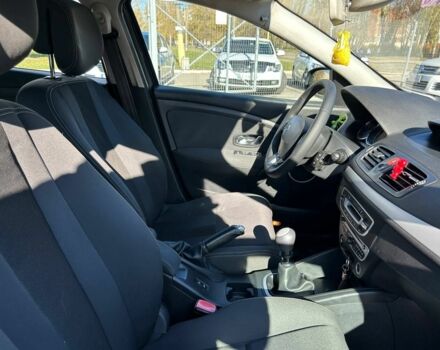 Синій Рено Меган, об'ємом двигуна 1.9 л та пробігом 215 тис. км за 6300 $, фото 15 на Automoto.ua