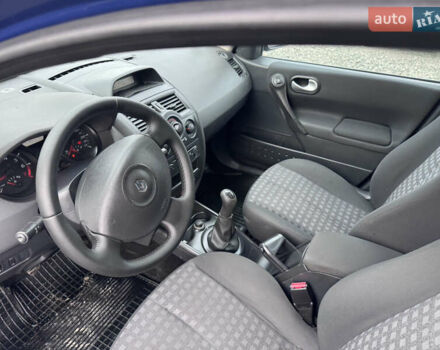 Синий Рено Меган, объемом двигателя 1.6 л и пробегом 240 тыс. км за 5400 $, фото 23 на Automoto.ua