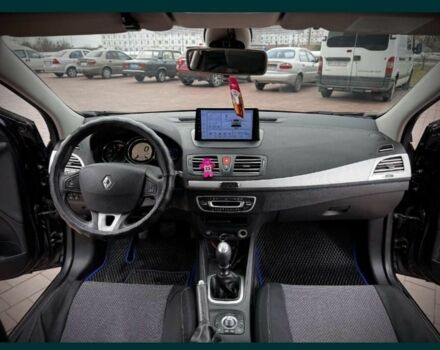 Синий Рено Меган, объемом двигателя 1.5 л и пробегом 195 тыс. км за 7500 $, фото 2 на Automoto.ua