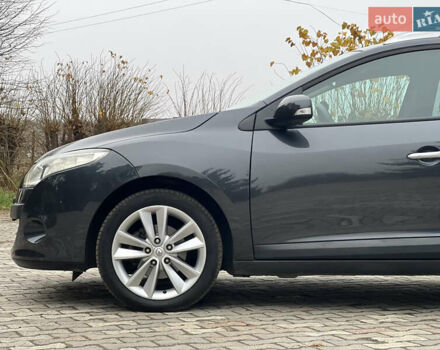 Синій Рено Меган, об'ємом двигуна 1.5 л та пробігом 192 тис. км за 7600 $, фото 9 на Automoto.ua