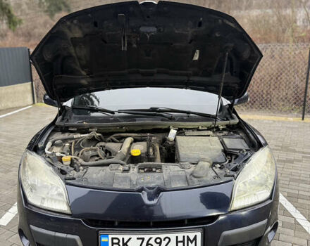 Синий Рено Меган, объемом двигателя 1.46 л и пробегом 220 тыс. км за 5600 $, фото 34 на Automoto.ua