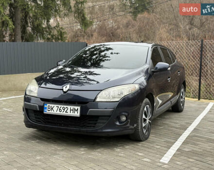 Синий Рено Меган, объемом двигателя 1.46 л и пробегом 220 тыс. км за 5600 $, фото 1 на Automoto.ua